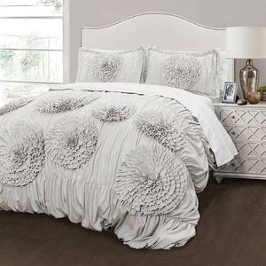 lot 21051 image: Serena 3Pc King Comforter Set Bedding