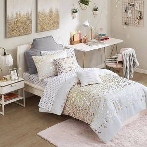 lot 56025 image: Intelligent Design Lillie KingCalifornia King Metallic Animal Printed Comforter, Set of 5 Bedding