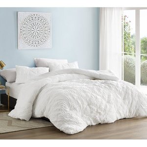 lot 56044 image: Farmhouse Morning Textured Oversized Comforter- Retail$142.97
