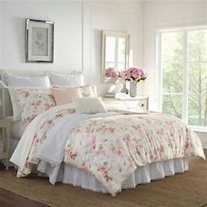 lot 56023 image: Laura Ashley Wisteria Pink Comforter Set FullQueen