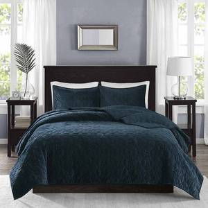 lot 56103 image: Madison Park Emery Faux Velvet Reversible 3 Piece Coverlet Set Retail$79.39