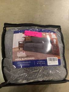 lot 56111 image: Subrtex Slipcover Stretch Loveseat Cover