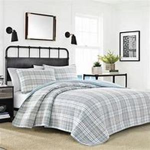 lot 56105 image: Nautica Millbrook Plaid Cotton Reversible Grey Quilt Set Retail$126.22