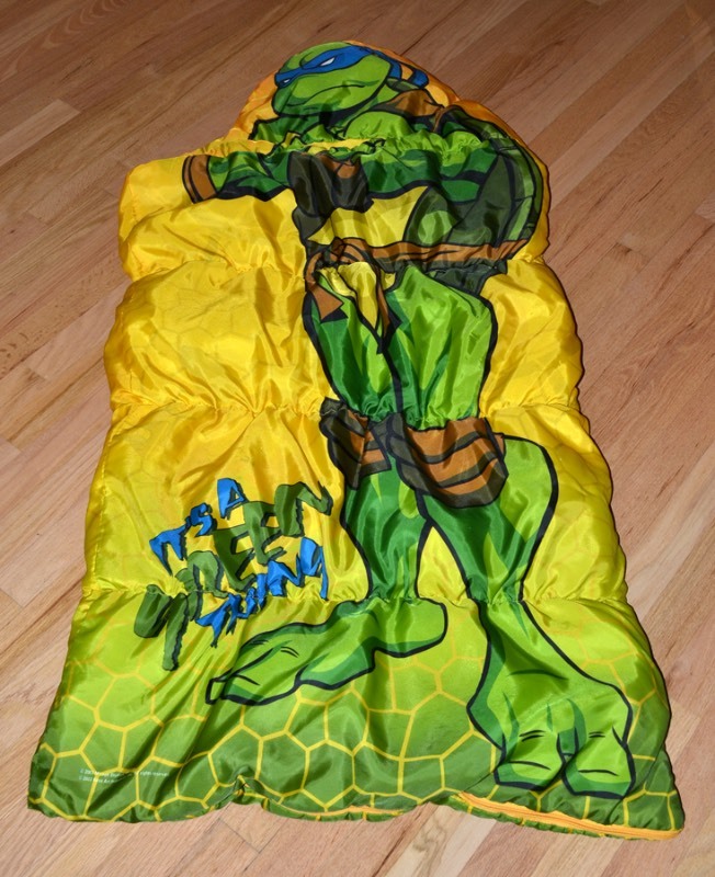 lot 1046 image: TMNT Sleeping Bag