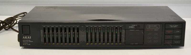 lot 1083 image: Graphic Equalizer