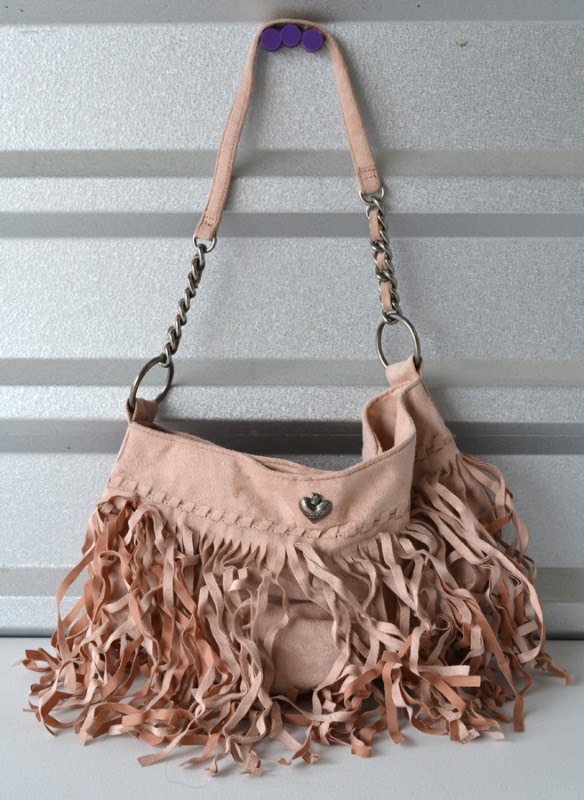 lot 1114 image: Vera Wang Handbag