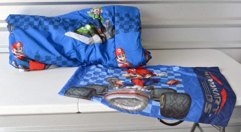 lot 1162 image: Mario Kart Comforter