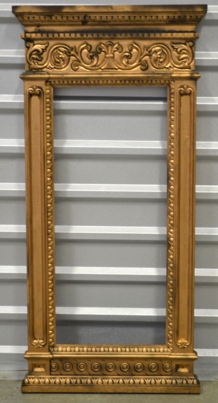 lot 1178 image: Large Plastic Gold Frame