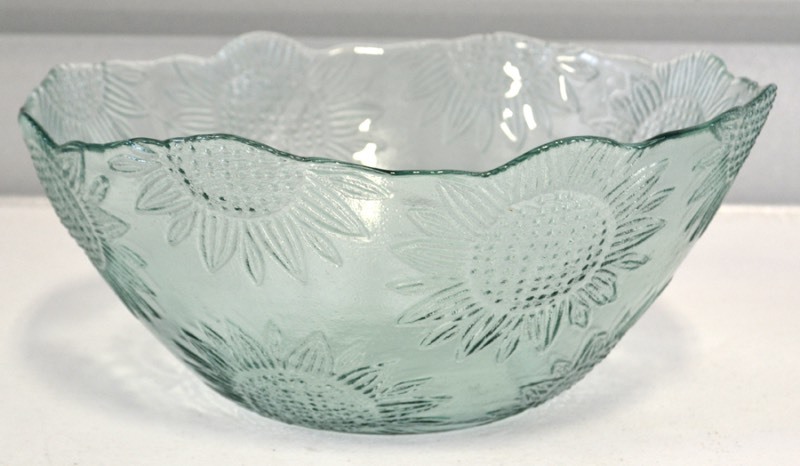 lot 1179 image: Sunflower Bowl