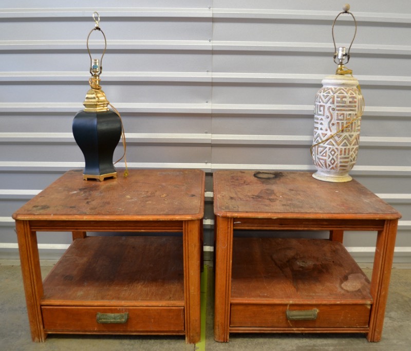 lot 1210 image: Broyhill Side Tables and Lamps