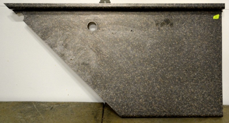 lot 2018 image: Counter Top 5