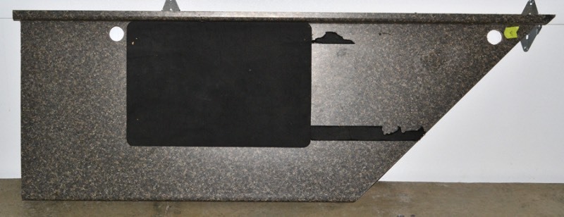 lot 2019 image: Counter Top 6