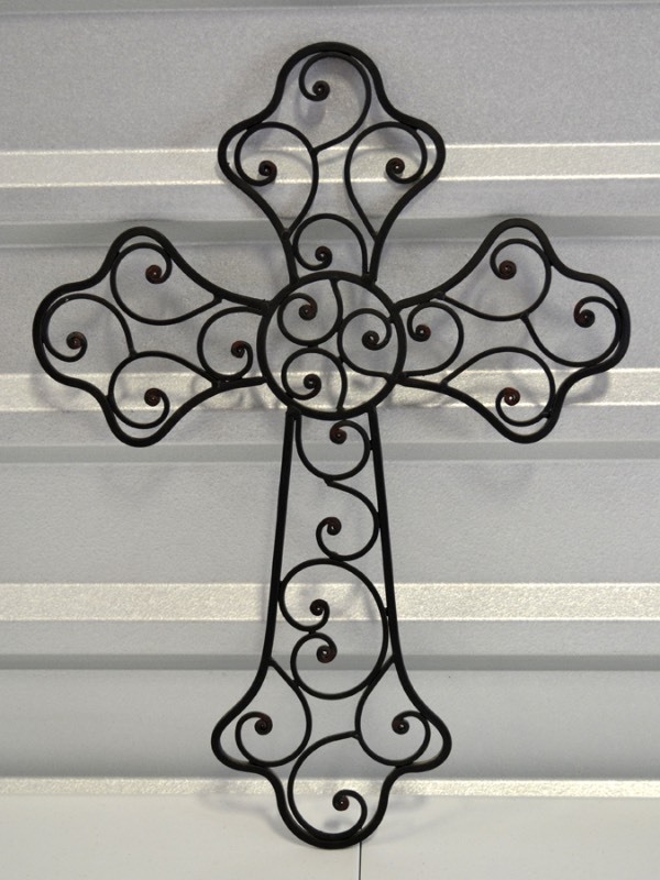 lot 5002 image: Scrollwork Cross