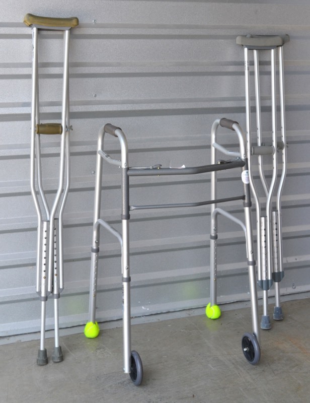 lot 6000 image: Crutches and Walker