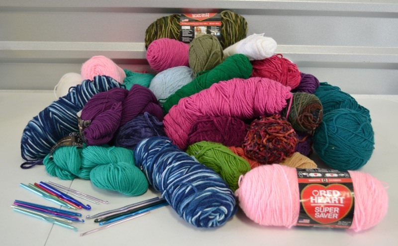 lot 6008 image: Knitting Lot