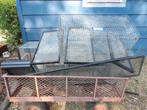lot 1516 image: Critter Keepers-Wagon NOT included