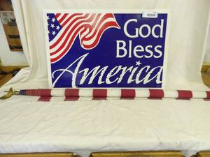 lot 1529 image: Flag & God Bless America Sign (Plastic)