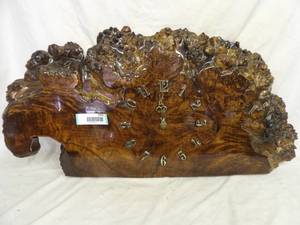 lot 1542 image: Buckeye Burl Clock
