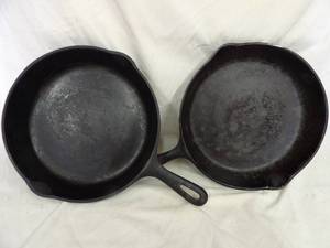 lot 1557 image: 2 Cast Iron Skillets