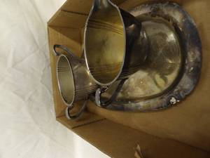 lot 1593 image: Creamer & Sugar Set Art Deco