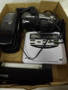 lot 1598 image: Weather Radio Plus