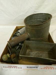 lot 1608 image: Vintage Kitchen