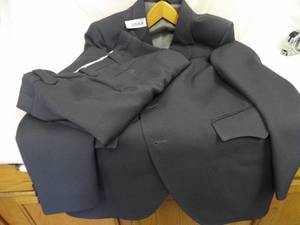 lot 1672 image: Ranch & Town suit