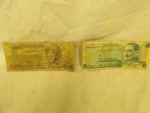 lot 1704 image: Paper Money-Guatemala, Nicaragua