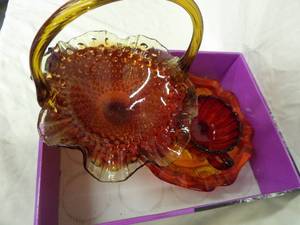 lot 1712 image: Ambrina Glassware