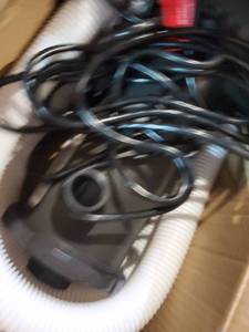 lot 6436 image: Summer Waves pool pump