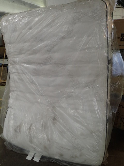 lot 6562 image: Beautyrest Queen Size Mattress