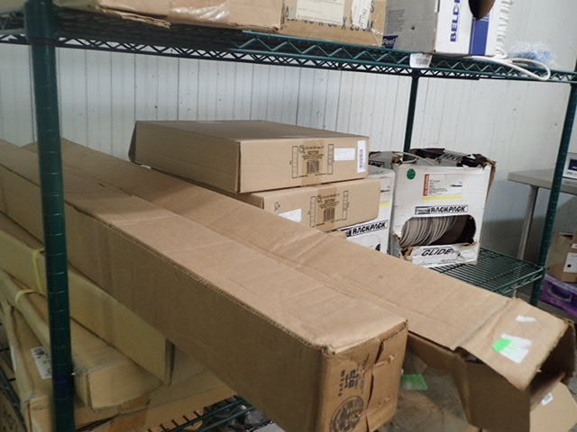 lot 6606 image: Lot of Misc. Electronic Supplies