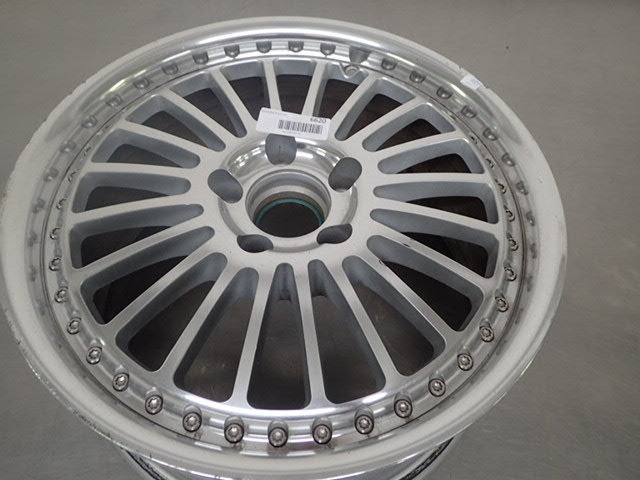 lot 6620 image: 18.5 inch Rim
