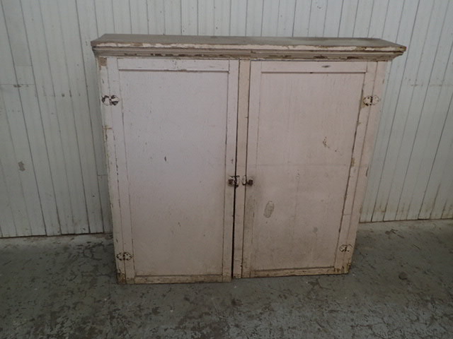lot 8172 image: Antique looking Wall Mounted Shelving with Doors
