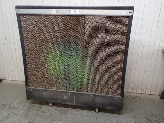 lot 8209 image: Mega Breese Evaporating Cooling Fan
