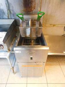 lot 7087 image: Frymaster 40lb. Electric Fryer