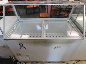 lot 7104 image: Stajac Ice Cream Dipping Cabinet