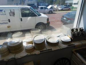lot 7135 image: Large Assortment of Plates, Bowls and Silverware