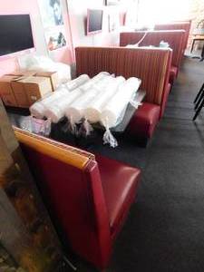 lot 7193 image: Set of 4 Booths