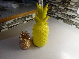 lot 1278 image: Lg light up pineapple