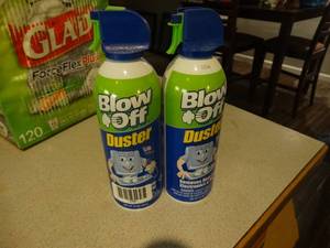 lot 1288 image: 2 cans of blow off canned air