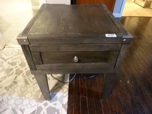lot 1308 image: End table w drawer & power ports