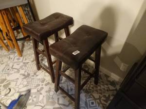 lot 1316 image: Pair of stools