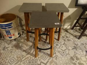 lot 1318 image: 3 square top bar stools