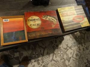 lot 1352 image: 3 pcs wall art