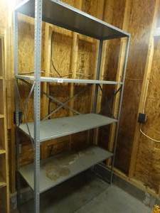 lot 1376 image: Metal shelf unit
