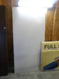 lot 1381 image: sheetrock- full sheet