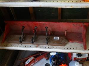 lot 1389 image: 2 coat racks