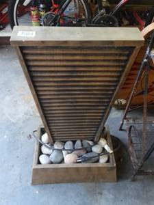 lot 1401 image: Water fountain