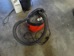 lot 1416 image: Craftsman 2 gallon wetdry vac